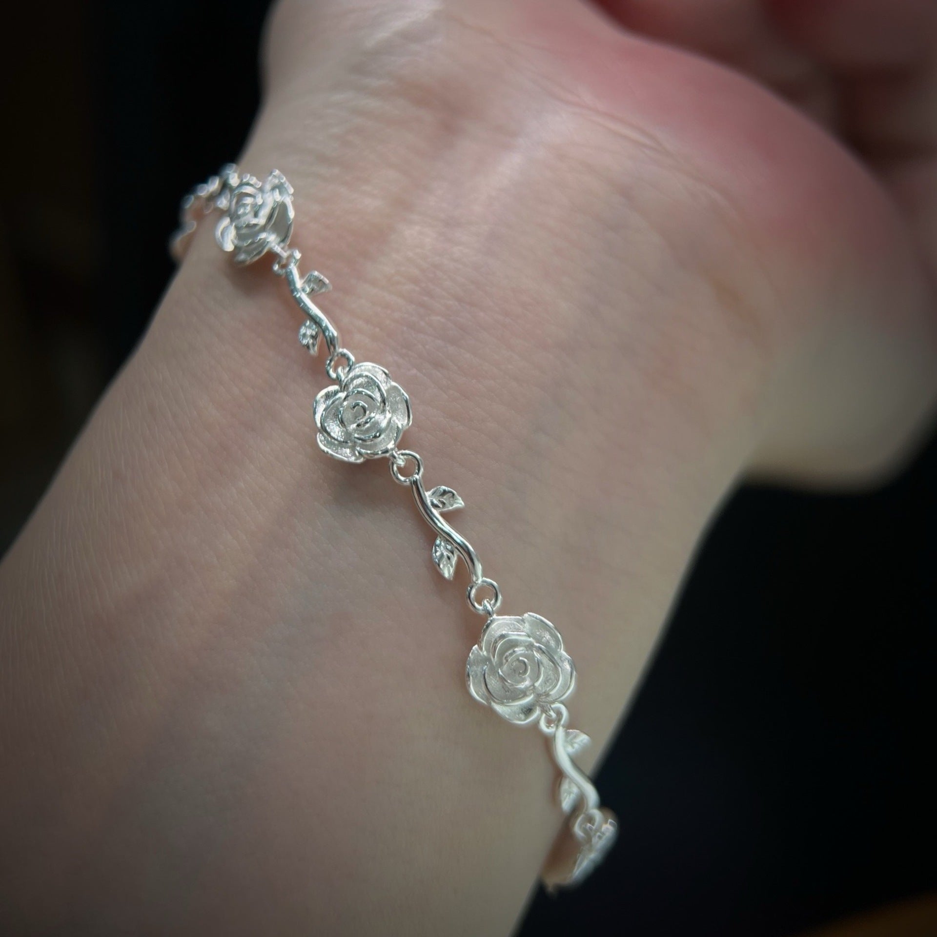 Sterling Silver Rose and Thorn Bracelet – Elegant and Luxurious Jewelry for Women, Sweet and Sophisticated New Design